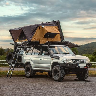 5. Offlander OFF-FOLDX Rooftop Tent