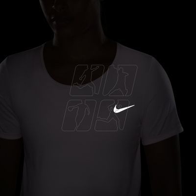 4. Nike Dri-FIT Run Division W DD5176-511 T-shirt