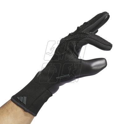 2. Adidas Predator Pro M IQ4033 goalkeeper gloves