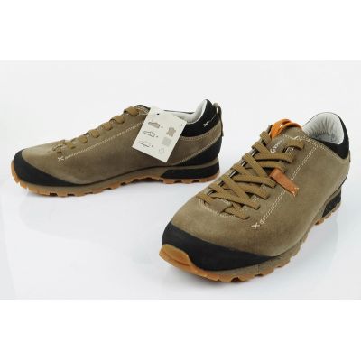 8. Bellamont 3 GTX green trekking shoes
