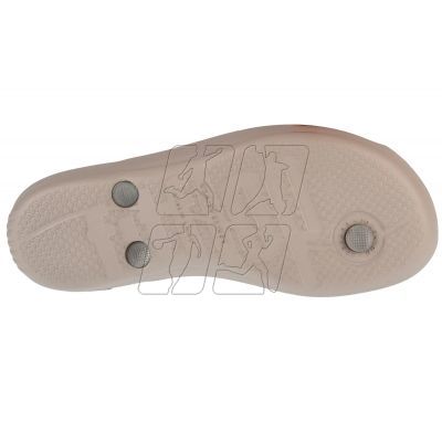 4. FitFlop Iqushion Ergonomic E54-011 Flip-Flops