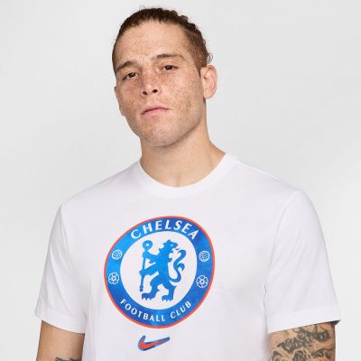 4. Nike Chelsea FC Crest Tee FV8568-100