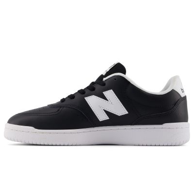 2. New Balance sports shoes BB80BLK