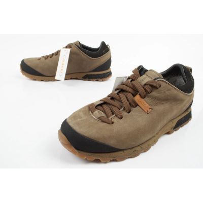 8. Aku Bellamont women's leather trekking shoes, durable, brown