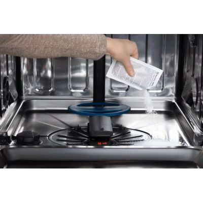 2. ELECTROLUX M2DCP051 dishwasher cleaner
