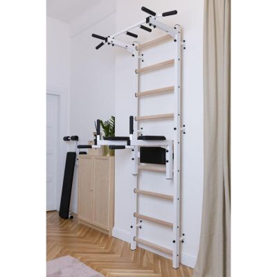 17. GYMNASTIC LADDER WITH A HAND BAR AND A HANDRAIL FOR EXERCISES BENCHK 722W