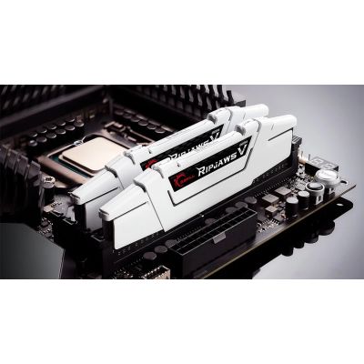 4. G.SKILL RIPJAWSV DDR4 2X16GB 3600MHZ CL16 XMP2 WHITE F4-3600C16D-32GVWC