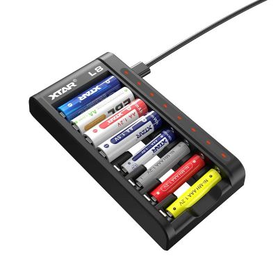 8. XTAR BATTERY CHARGER FOR R03 / AAA AND R6 / AA LI-ION 1.5 V / NIMH L8
