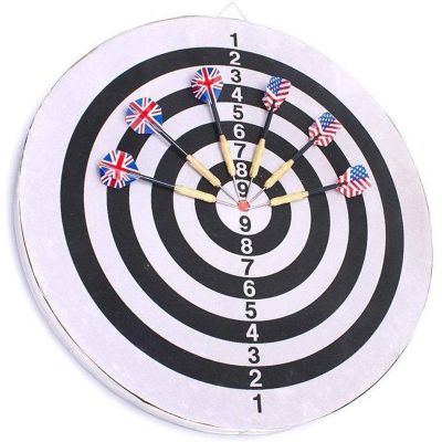 17. DART DELUXE 45CM AND 6 DARTS