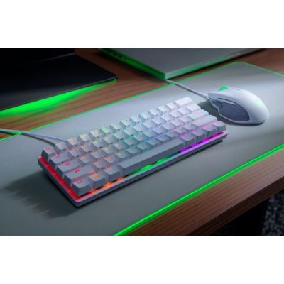 2. Razer Huntsman Mini Keyboard Gaming USB QWERTY American International White