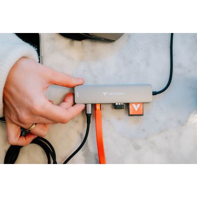 6. Verbatim Essentials USB-C 7-Port Multiport Hub 32158