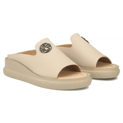 4. Women's beige leather wedge sandals Filippo DK7758