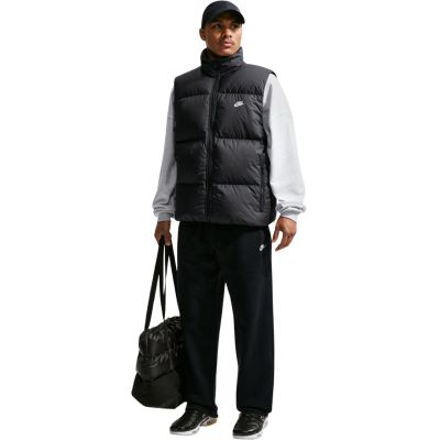 7. Nike Club Men’s Trousers Black FN3730 010