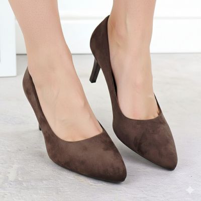 10. Chocolate suede women's pumps, Sergio Leone 1336