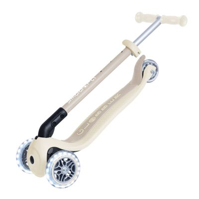 7. Globber PRIMO FOLDABLE LIGHTS ECOLOGIC scooter - Coconut (696-566-2)