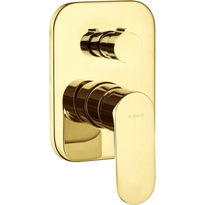 Concealed shower tap with shower diverter