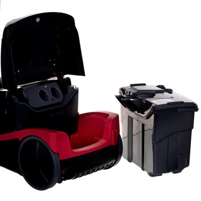 31. BOSCH BWD 421 POW AquaWash&Clean vacuum cleaner