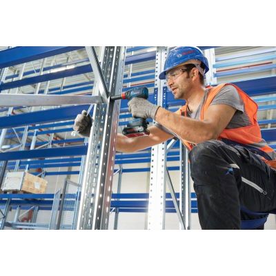 5. Bosch GDX 18V-200 Professional