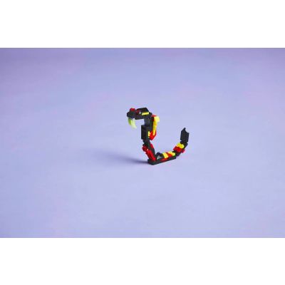 3. LEGO Creator 3in1 31159 - Wild Animals: Amazing Spider