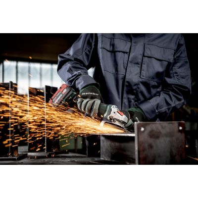 4. Metabo 613054650 angle grinder 12.5 cm 10000 RPM 2.5 kg