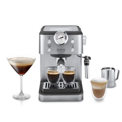 8. De'Longhi Linea Classic Semi-Automatic Espresso Machine 1.7 L