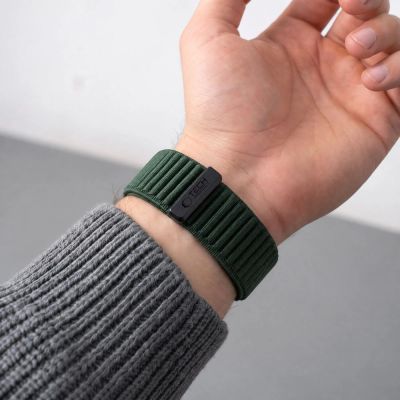 5. Tech-Protect NylonLoop Strap for Garmin Fenix 5X / 5X Plus / 6X / 6X Pro / 7X / 8 / 8 Pro / 9 / 9 Pro (51 mm) – green