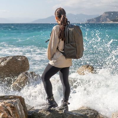 22. XD DESIGN ANTI-THEFT BACKPACK BOBBY EXPLORE OLIVE P/N: P705.917