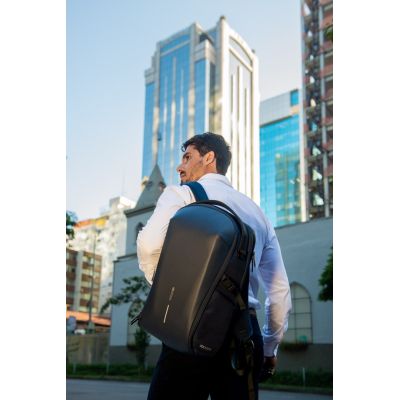 20. XD DESIGN BIZZ BACKPACK BLACK P/N: P705.931