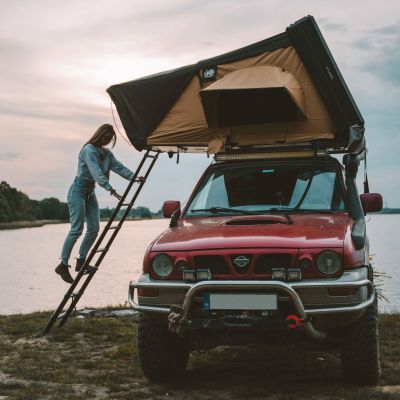 52. Offlander OFF-FOLDX Rooftop Tent