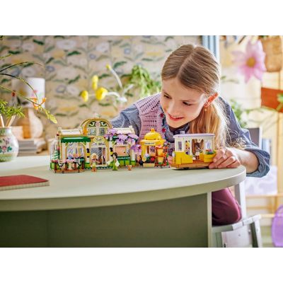 7. LEGO Friends 42671 Green Café and Flower Shop