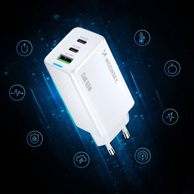 10. Wozinsky GaN 65W Charger with USB-A 2xUSB-C Ports with 65W USB-C Cable - White