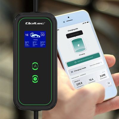 4. Qoltec 52476 Mobile charger for electric car EV with regulation 2 in 1 Type 2 | 3.5kW | 230V | Wi-fi | LCD | Portable | Wallbox | 5m