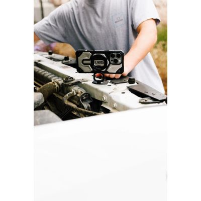 10. Urban Armor Gear 964446113G30 Cell Phone Case Accessory