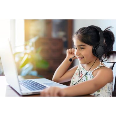 3. Kensington K33065WW Headphones/Headset Wired Headband Office/Call Center USB Type-A Black