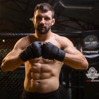 22. MMAM Gloves - Black Master - Valor Series