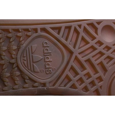 14. Men's shoes adidas HANDBALL SPEZIAL M BD7632