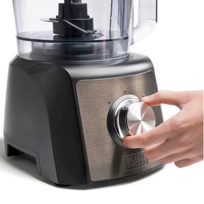 13. Black+Decker BXFPA1200E food processor (1200W)