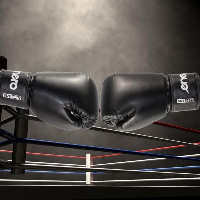 6. ENERO BOXING GLOVES BLACK 12OZ