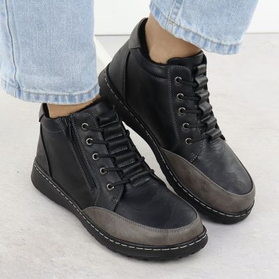 7. Comfortable Black Women’s Ankle Boots Potocki 25-90347
