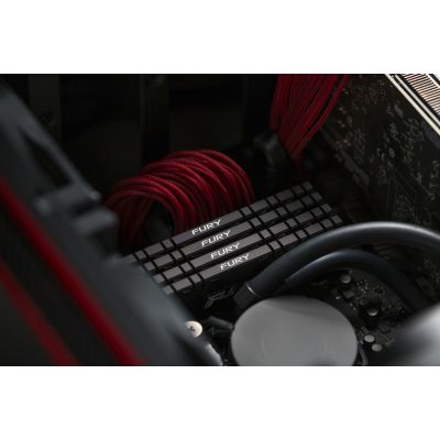 7. KINGSTON FURY Renegade DDR4 32GB 3600MHz CL16 (Kit x2) Black