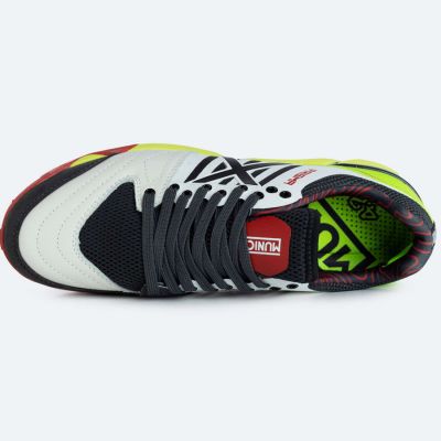 4. Munich Prisma 27 IN M 3116027 football boots