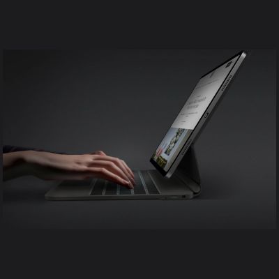 6. Uniq Venno Pro Magnetic Smart Case with Keyboard for iPad Air 13" 2024 / 2025 / iPad Pro 13" 2024 - Black