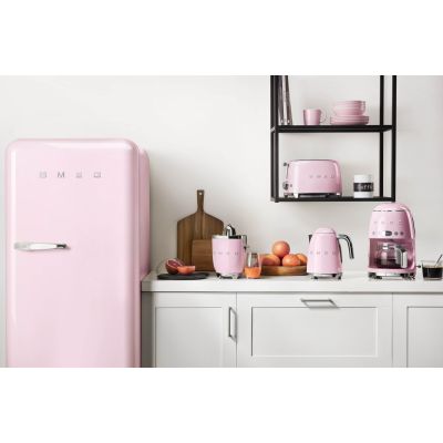 5. Smeg Filter Coffee Machine Style 50's Pink, DCF02PKEU