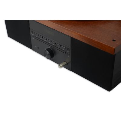 3. AKAI ATT-14BT Turntable