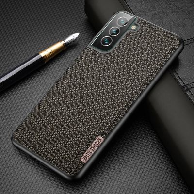 19. Dux Ducis Fino case is made of nylon material for Samsung Galaxy S22 + (S22 Plus) blue
