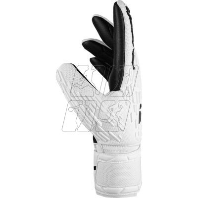 5. Reusch Attrakt Freegel Silver 54 70 035 1101 gloves