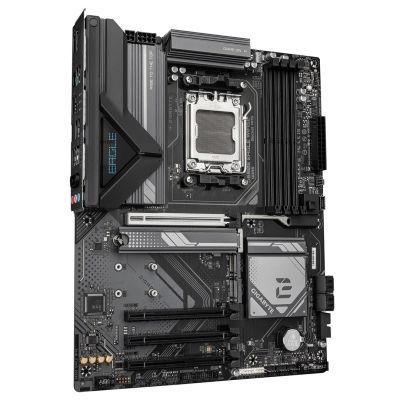 3. GIGABYTE B650E EAGLE WIFI6E AMD B650 Socket AM5 ATX