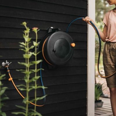 2. FISKARS HOSE REEL SOLID L 1/2" 30m WATERWHEEL