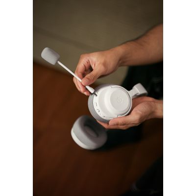 21. Steelseries Arctis Nova 3X Wireless for Xbox Headphones, White