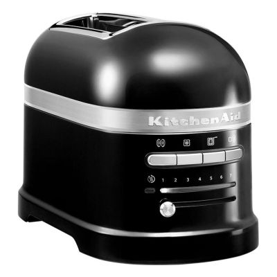 3. KitchenAid 5KMT2204EOB Toaster